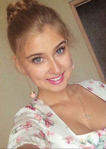Алиса, Серпухов, 23 года, анкета 38245, +7 999 893-66-04